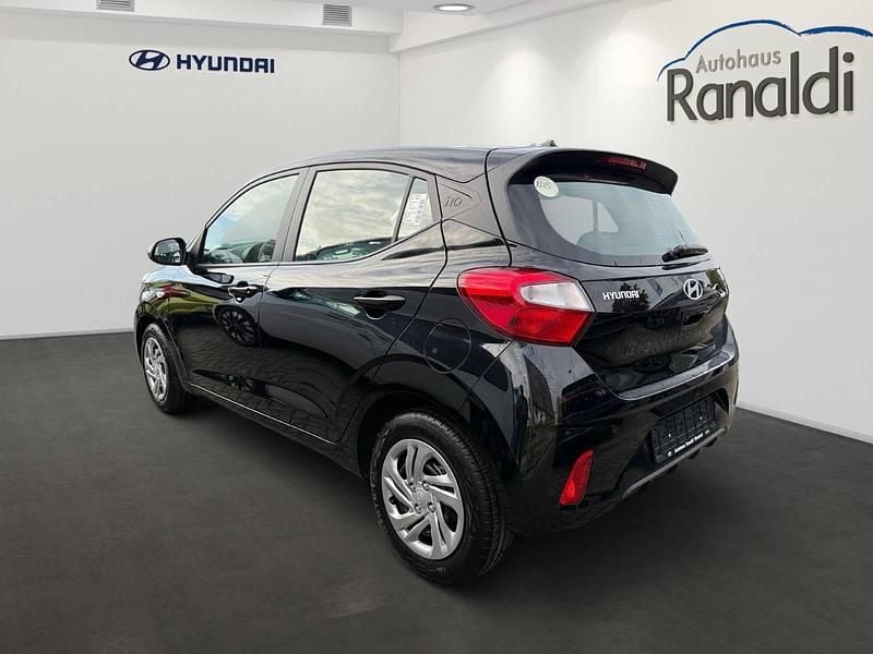 Neu Hyundai i10 Select 58 PS (42 kW) 2025 Phantom black (schwarz) Kleinwagen