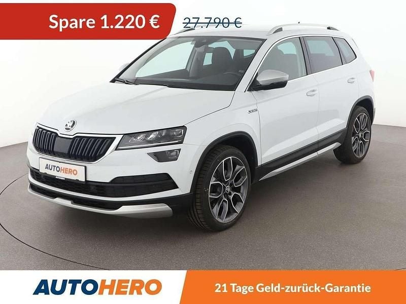 Bila moon moon white Gebraucht 2021 Skoda Karoq Scout 4x4 SUV | 25.720 € (Fairer Preis) - Bild 1/2