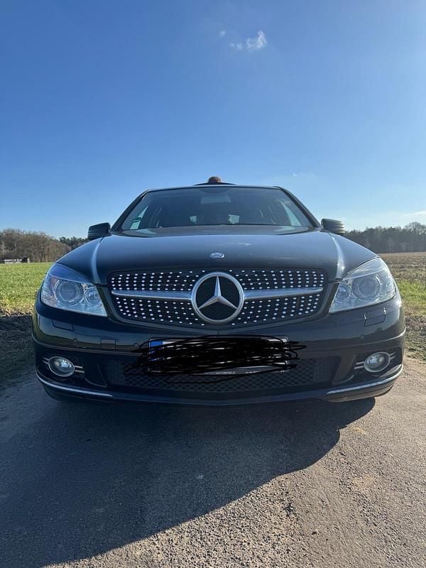 Gebraucht Mercedes C350 292 PS (214 kW) 2010 Schwarz Limousine