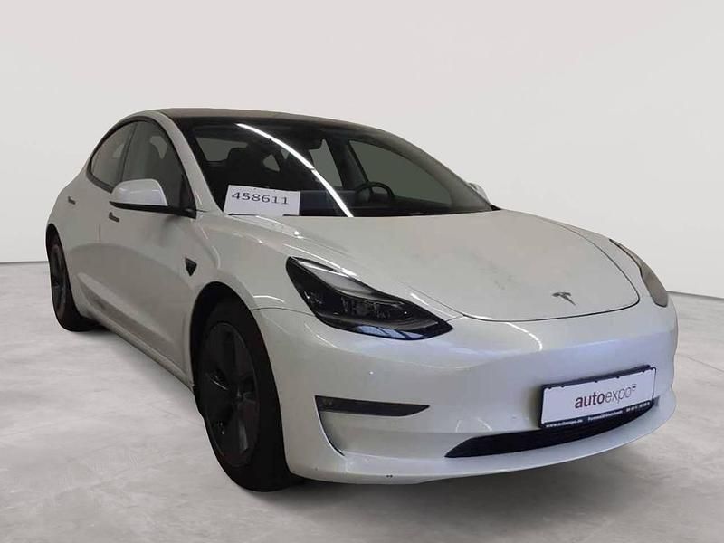 Pearl white multicoat Gebraucht 2021 Tesla Model 3 Limousine | 24.290 € (Guter Preis) - Bild 1/4