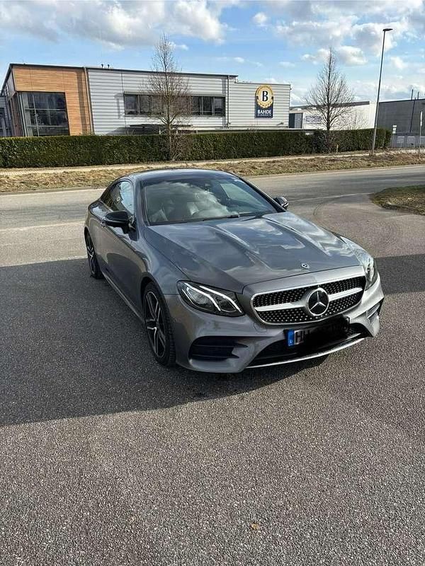 Gebraucht Mercedes E200 184 PS (135 kW) 2019 Grau Coupé