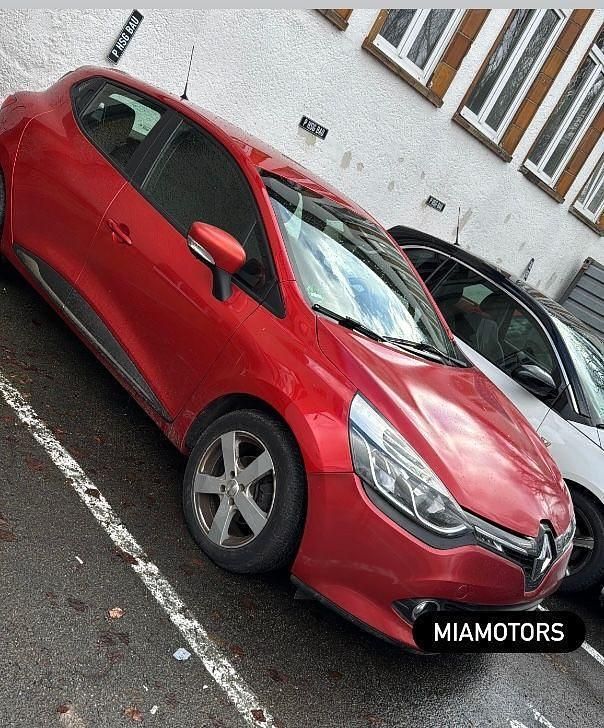 Gebraucht Renault Clio IV Dynamique 120 PS (88 kW) 2015 Rot Kleinwagen