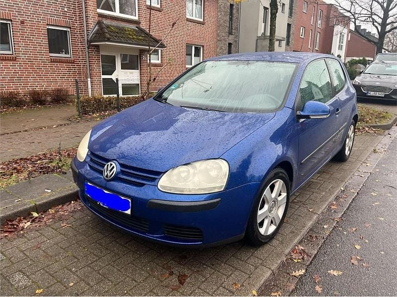 Blau Gebraucht 2006 VW Golf V Kleinwagen | 800 € (Superpreis) - Bild 1/4
