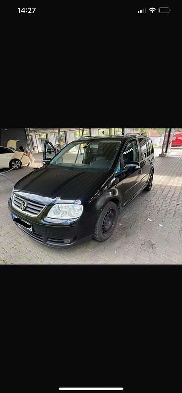 Schwarz Gebraucht 2006 VW Touran Van / Kleinbus | 1.250 € (Guter Preis) - Bild 1/4