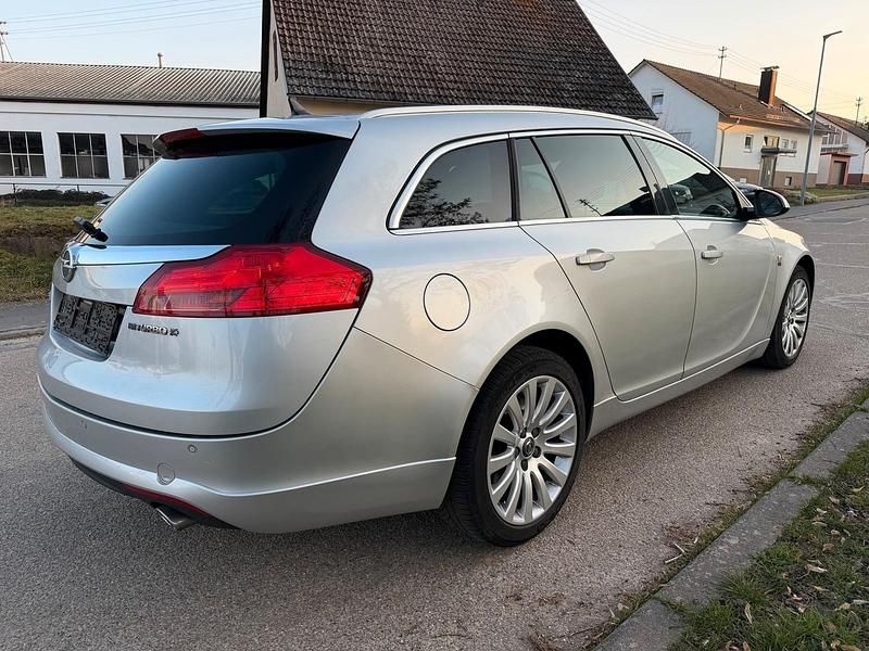 Gebraucht Opel Insignia OPC 194 PS (142 kW) 2012 Silber Kombi