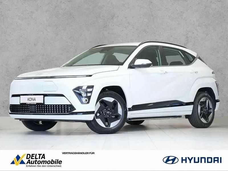 Atlas white Neu 2025 Hyundai Kona Select SUV | 27.990 € (Superpreis) - Bild 1/1