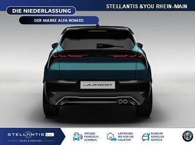 Neu Alfa Romeo Junior Edizione Speciale 136 PS (100 kW) 2026 Schwarz SUV