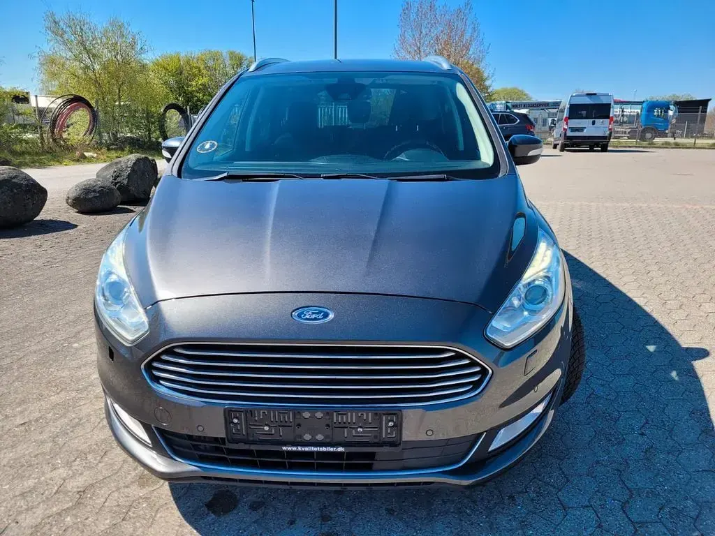 Gebraucht Ford Galaxy Titanium 179 PS (131 kW) 2018 Grau Van / Kleinbus
