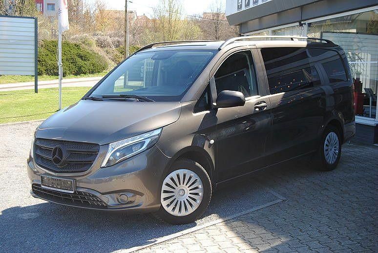 Gebraucht Mercedes Vito 190 PS (139 kW) 2017 Grau Van