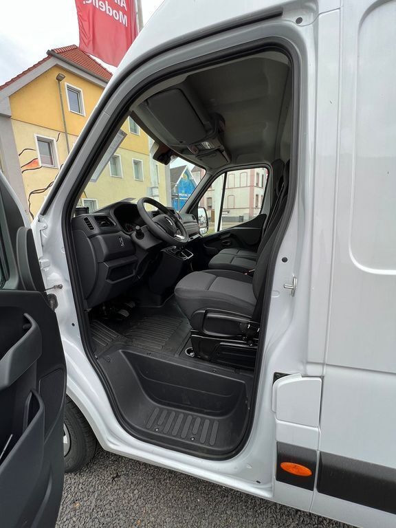 Gebraucht Renault Master Komfort 150 PS (110 kW) 2022 Mineral weiss Van