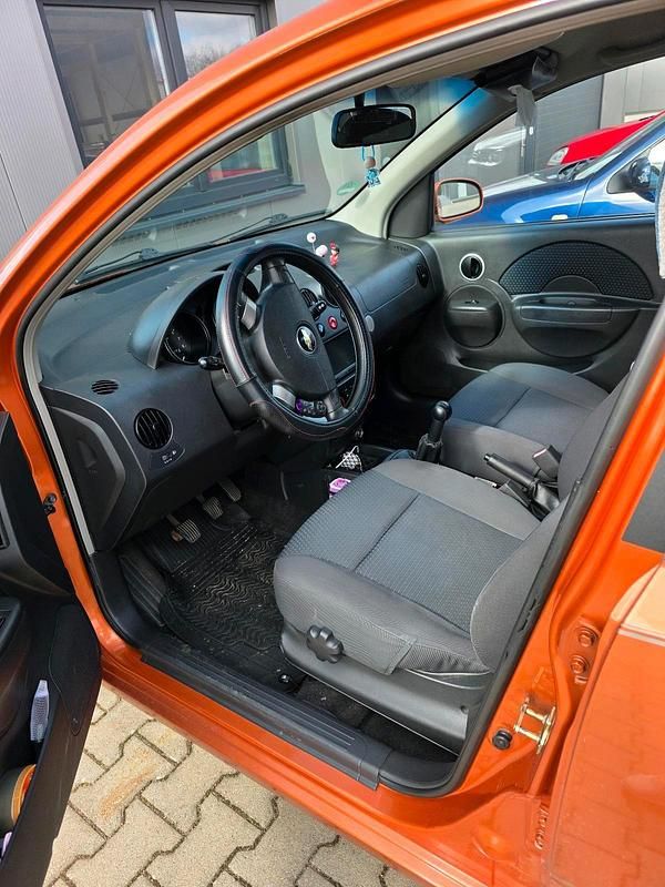 Gebraucht Chevrolet Kalos 76 PS (55 kW) 2007 Orange Limousine