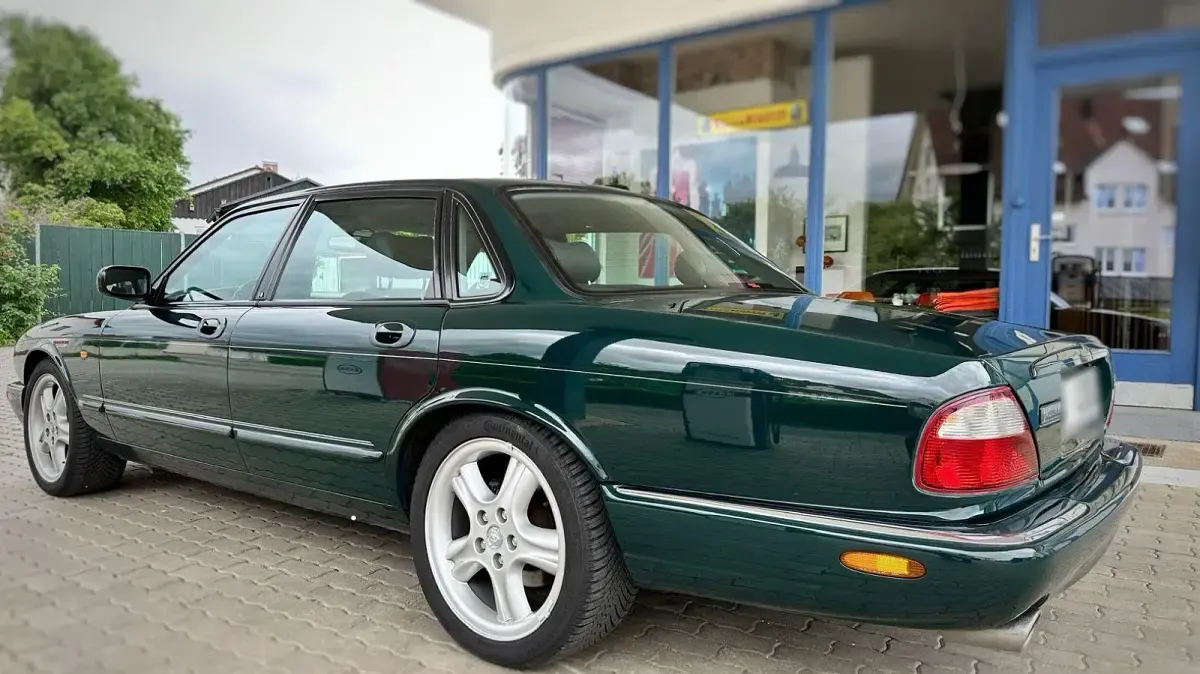 Brugt Jaguar XJR 363 HK (266 kW) 1998 Grøn Sedan