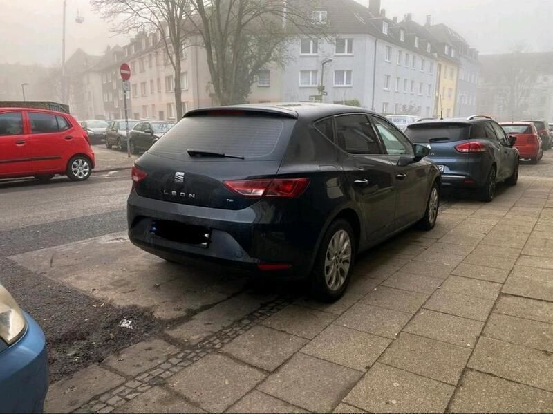 Schwarz Gebraucht 2014 Seat Leon Kleinwagen | 5.880 € (Fairer Preis) - Bild 1/4