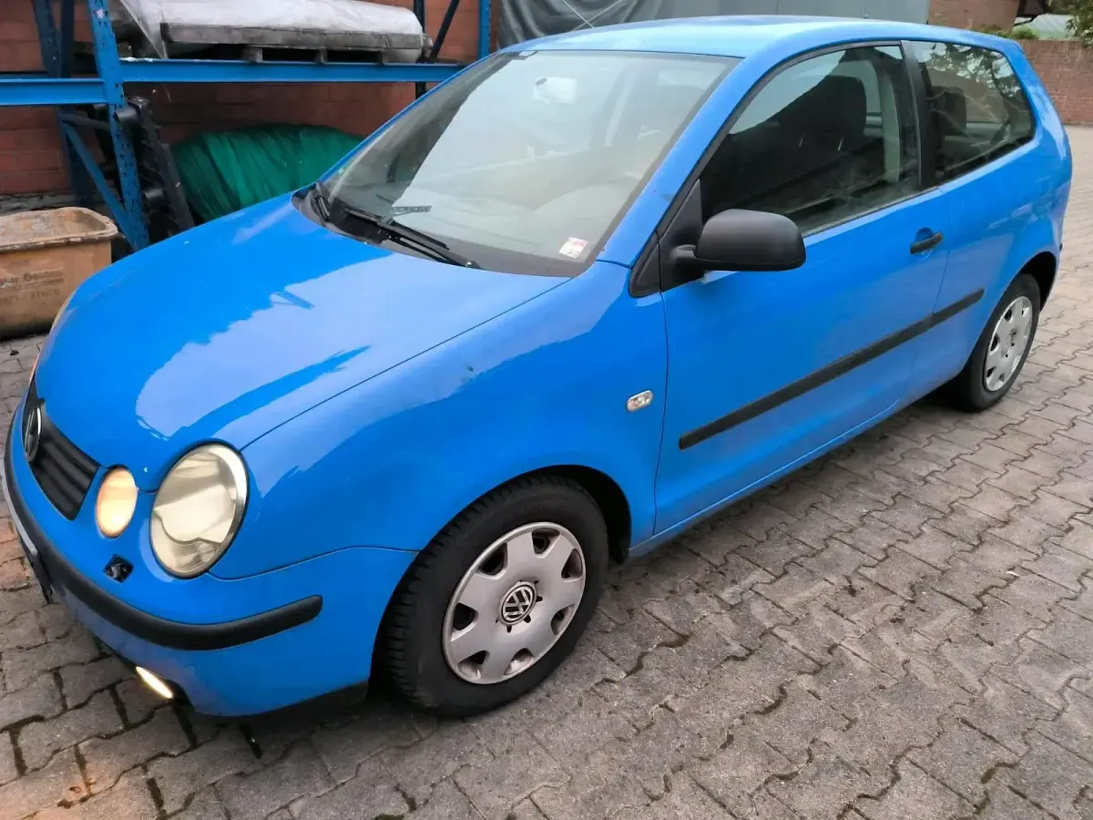 Second-hand VW Polo 64 CP (47 kW) 2003 Albastru Hatchback