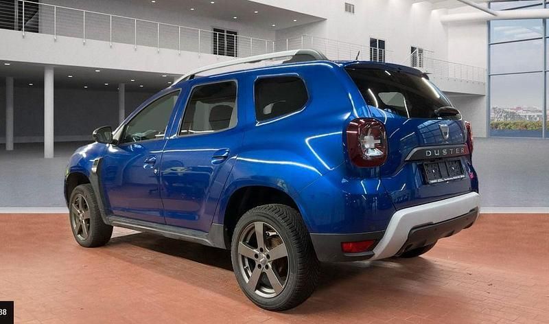 Gebraucht Dacia Duster Celebration 116 PS (85 kW) 2020 Blau SUV