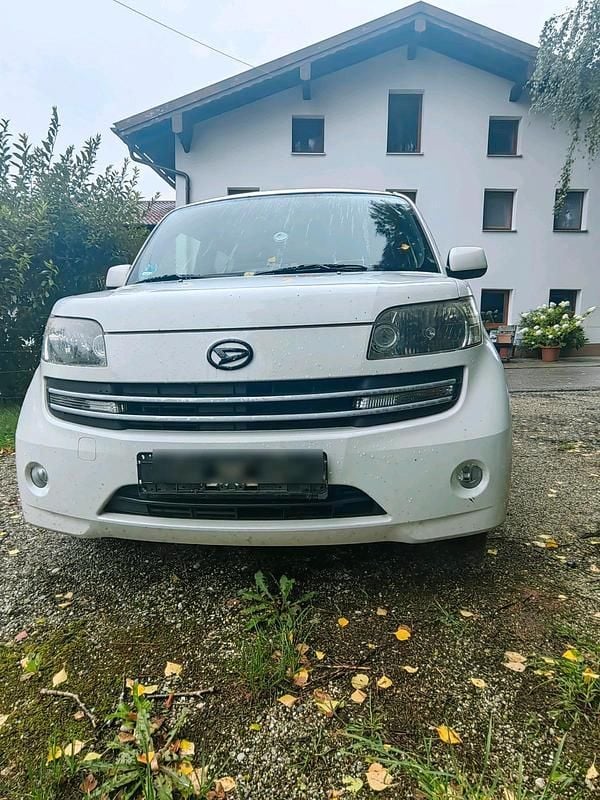 Weiß Gebraucht 2007 Daihatsu Materia Van / Kleinbus | 450 € (Fairer Preis) - Bild 1/4