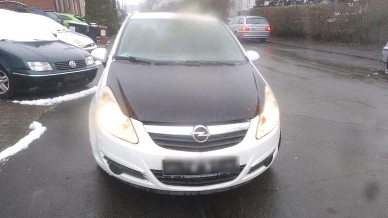 Weiß Gebraucht 2009 Opel Corsa Kleinwagen | 950 € (Superpreis) - Bild 1/4