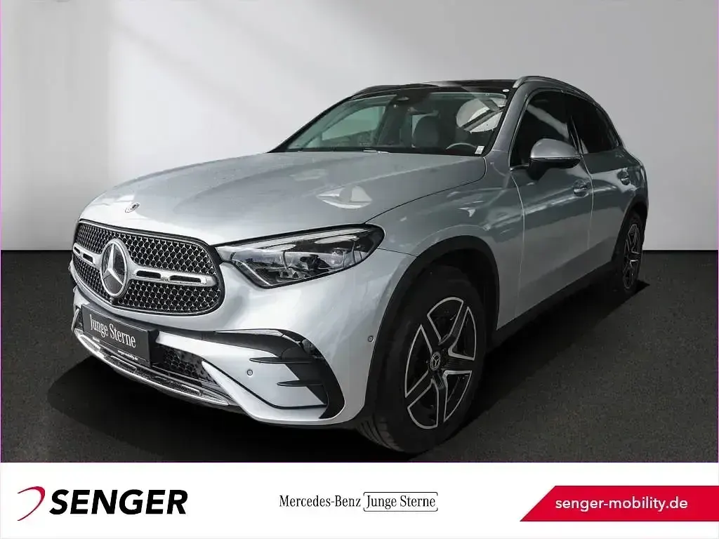 Gebraucht Mercedes GLC300 AMG 269 PS (197 kW) 2025 SUV