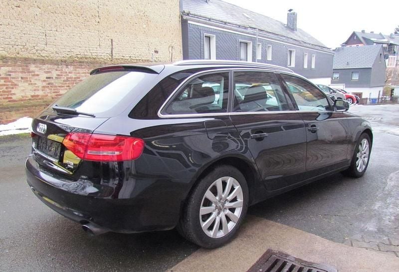 Gebraucht Audi A4 Ambiente 224 PS (164 kW) 2013 Schwarz Kombi