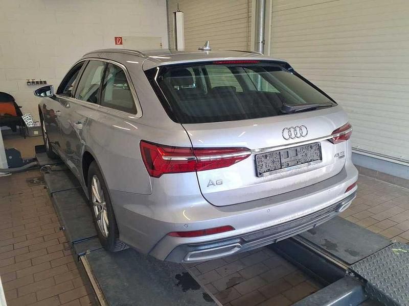 Gebraucht Audi A6 Design 245 PS (180 kW) 2022 Florettsilber metallic Kombi