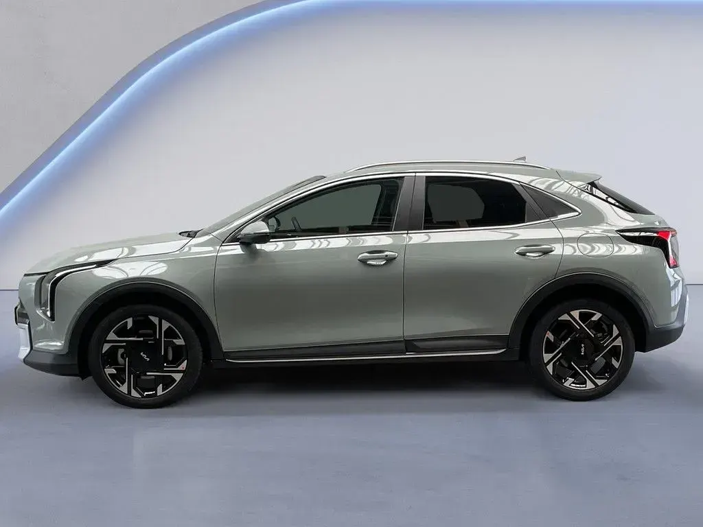 Neu Kia XCeed 150 PS (110 kW) 2026 Grau SUV