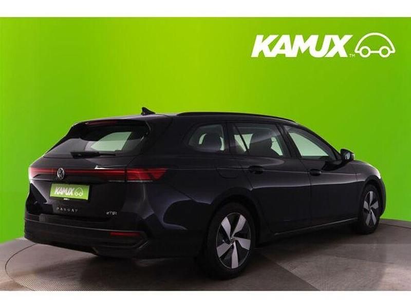 Gebraucht VW Passat 150 PS (110 kW) 2024 Schwarz Kombi