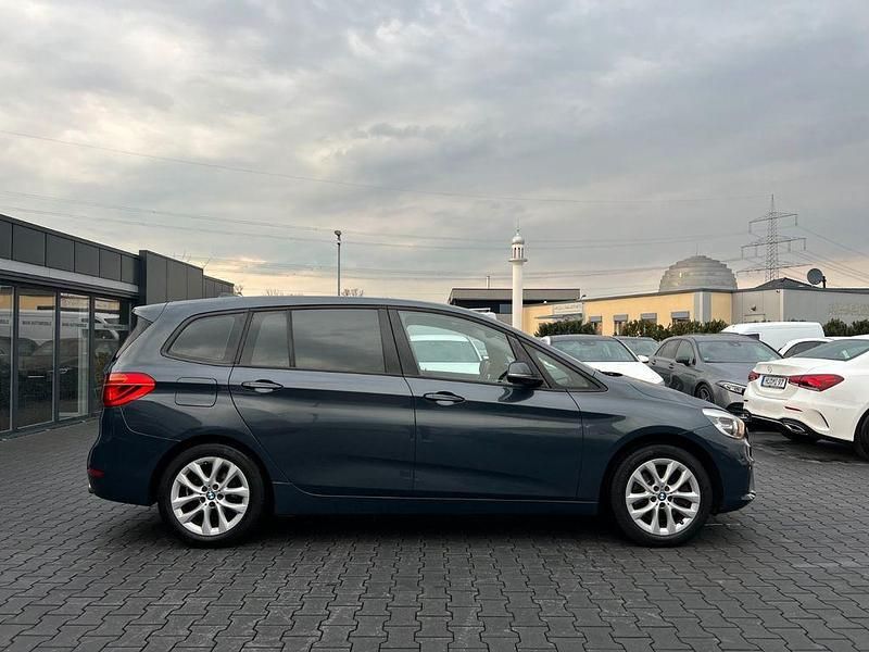 Gebraucht BMW 220 Advantage 190 PS (139 kW) 2016 Grau Kombi