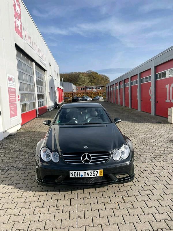 Schwarz Gebraucht 2002 Mercedes 320 Coupé | 8.650 € - Bild 1/4