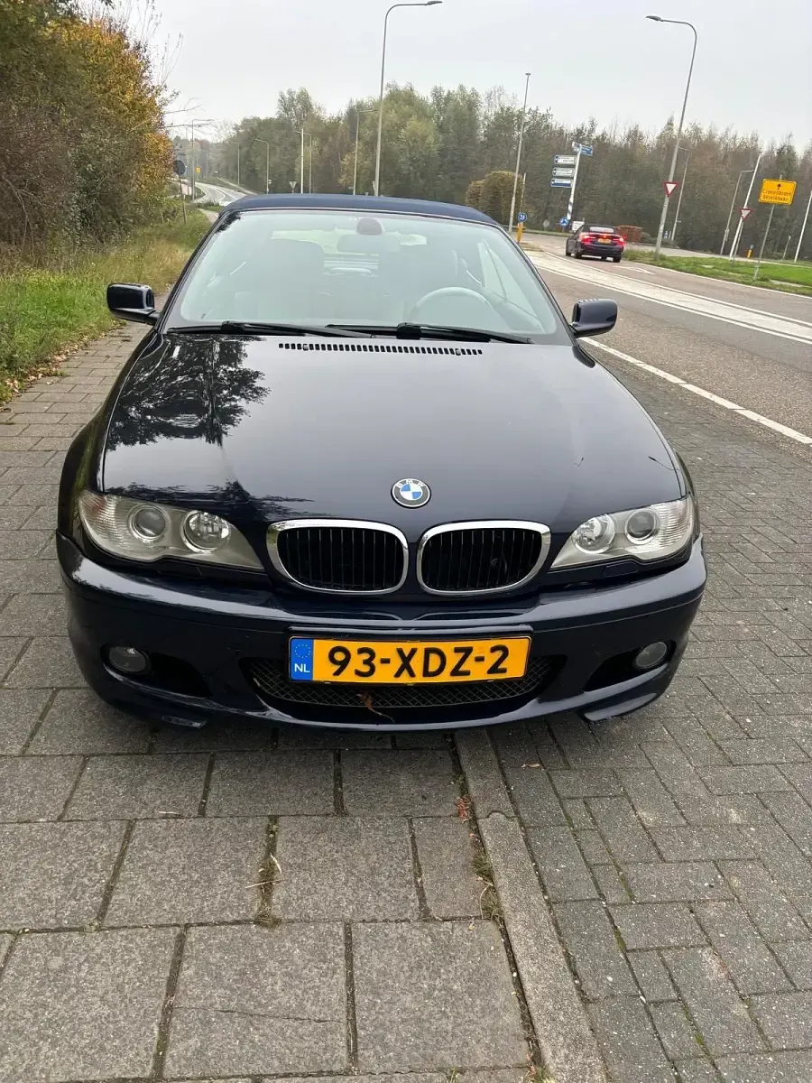 Gebraucht BMW 330 Cabriolet M Sport 231 PS (169 kW) 2005 Blau Cabrio