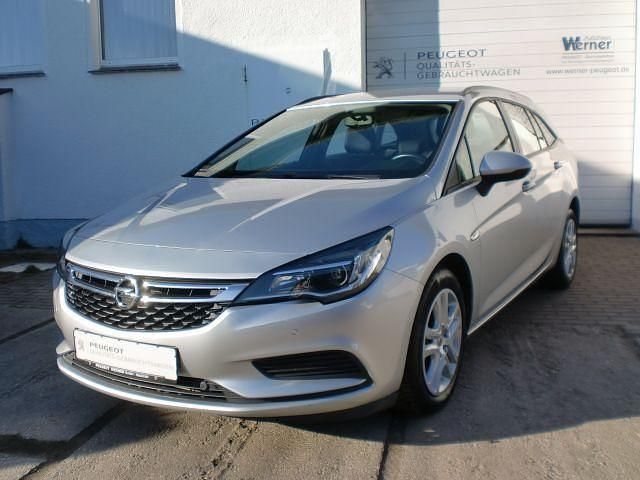 Gebraucht Opel Astra Edition 110 PS (80 kW) 2019 Other Kombi