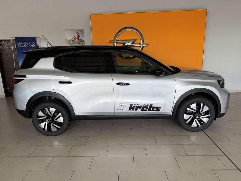 Gebraucht Opel Frontera Ultimate 145 PS (106 kW) 2026 Kristall silber m2 SUV
