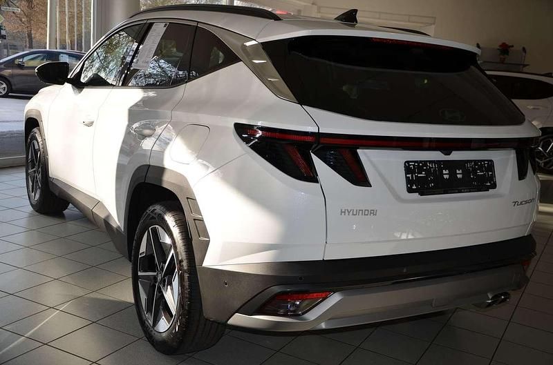 Neu Hyundai Tucson 150 PS (110 kW) 2025 Serenity white SUV