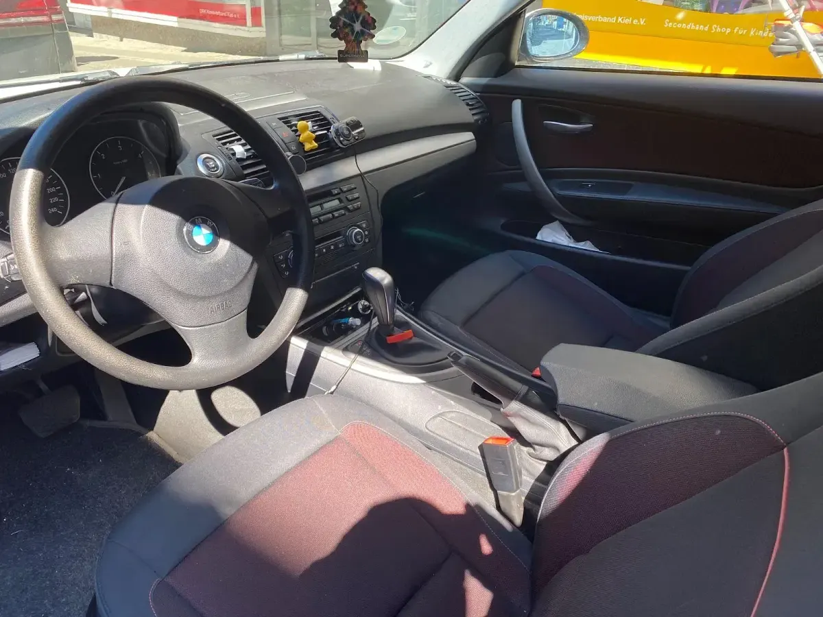 Gebraucht BMW 118 143 PS (105 kW) 2008 Weiß Kleinwagen