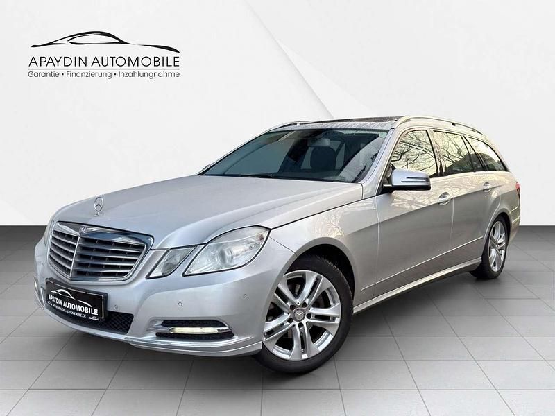 Silber Gebraucht 2012 Mercedes E220 Elegance Kombi | 8.900 € (Guter Preis) - Bild 1/4