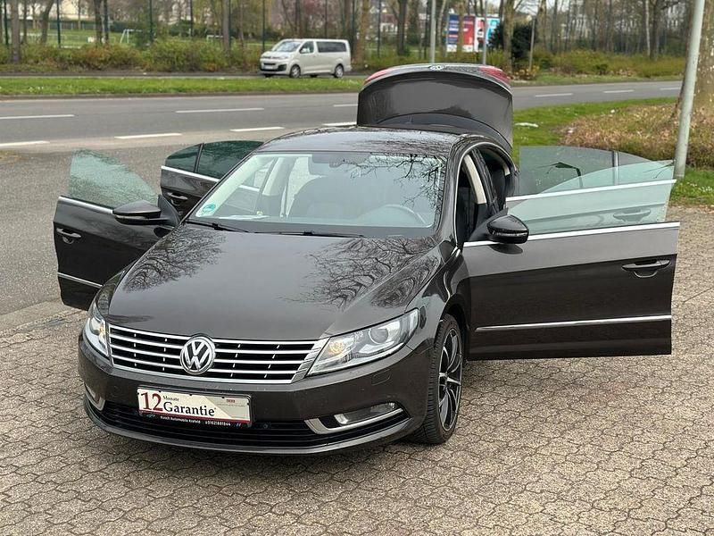 Gebraucht VW CC 140 PS (102 kW) 2012 Braun Limousine
