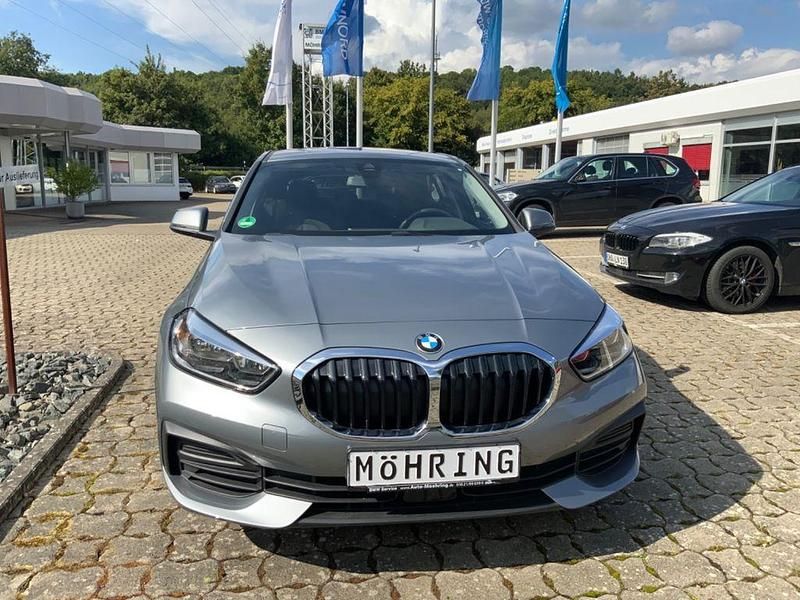 Gebraucht BMW 116 109 PS (80 kW) 2022 Grau Kleinwagen