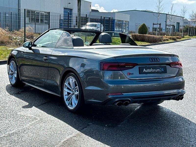 Gebraucht Audi S5 Cabriolet Ambiente 354 PS (260 kW) 2018 Grau Cabrio