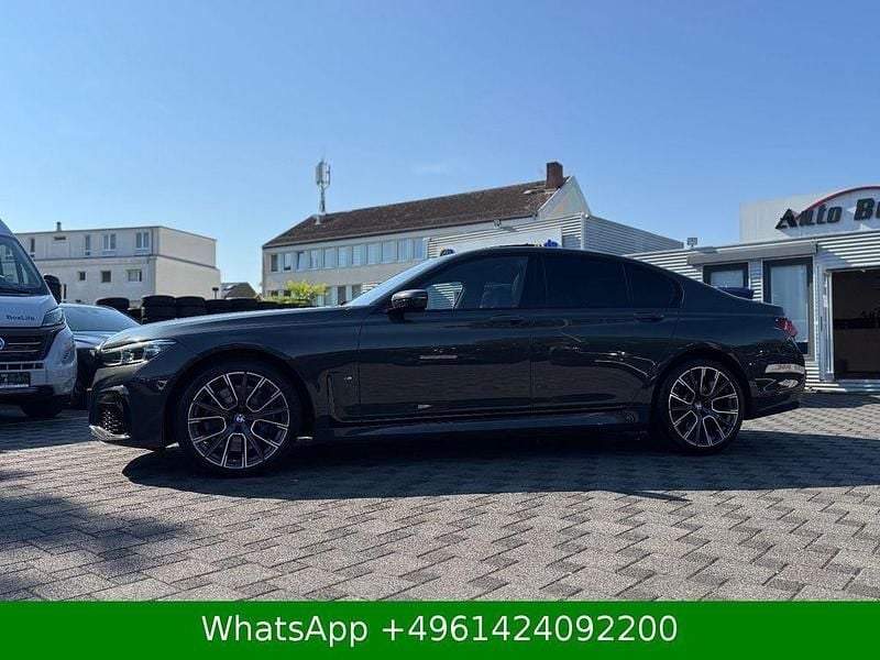 Gebraucht BMW 740 Performance 320 PS (235 kW) 2019 Grau Limousine