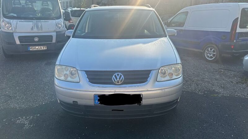 Gebraucht VW Touran 101 PS (74 kW) 2004 Silber Van / Kleinbus