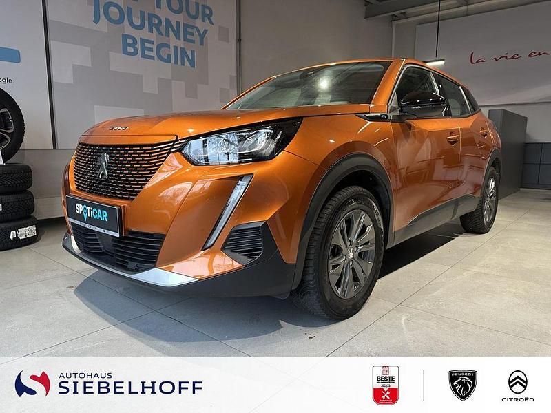 Gebraucht Peugeot e-2008 Active 100 kW (136 PS) 2022 Orange fusion SUV