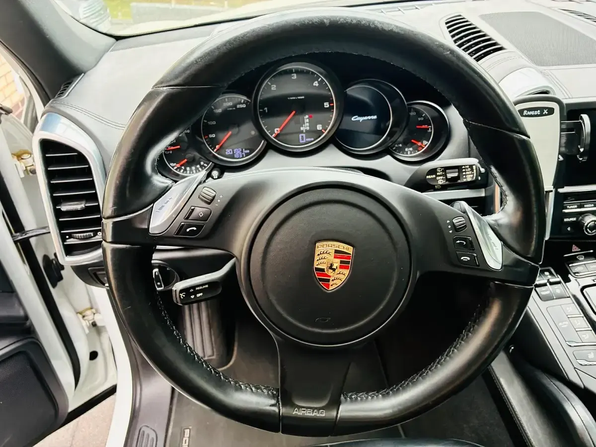 Gebraucht Porsche Cayenne 245 PS (180 kW) 2014 Weiß SUV