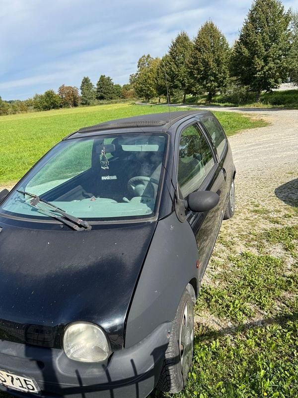 Schwarz Gebraucht 1998 Renault Twingo Kleinwagen | 800 € (Fairer Preis) - Bild 1/3