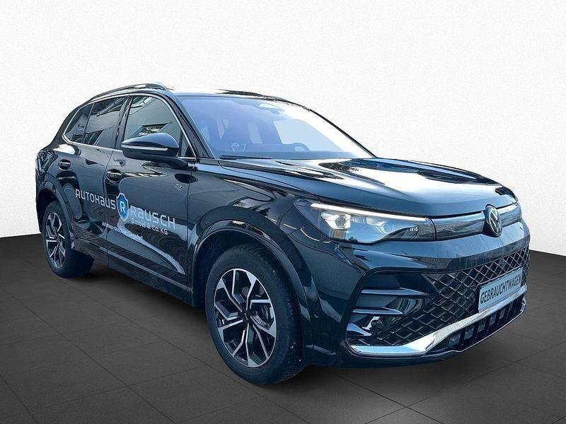 Gebraucht VW Tiguan R-line 265 PS (194 kW) 2025 Schwarz SUV