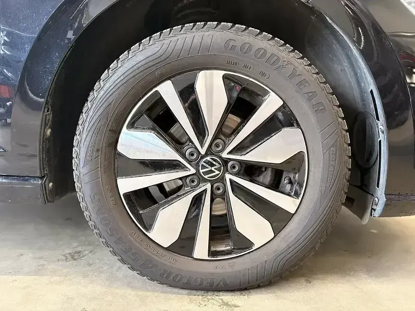Gebraucht VW Polo Move 95 PS (69 kW) 2024 Schwarz Kleinwagen