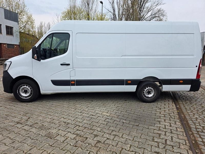 Gebraucht Renault Master 131 PS (96 kW) 2021 Weiß Van / Kleinbus
