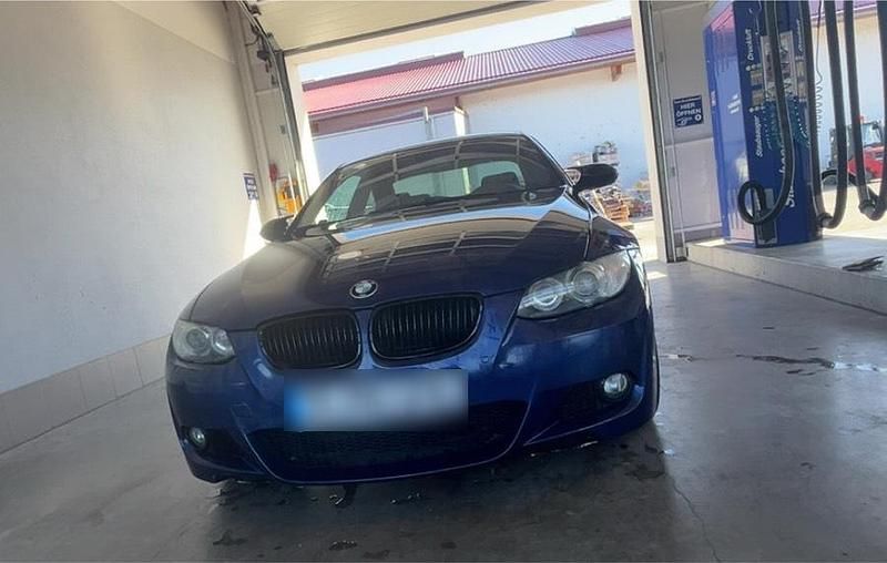 Second-hand BMW 320 170 CP (125 kW) 2008 Albastru Coupe