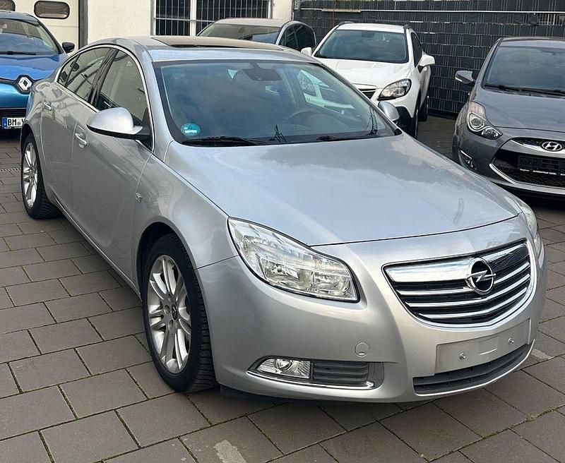 Silber Gebraucht 2010 Opel Insignia Edition Limousine | 5.400 € (Fairer Preis) - Bild 1/4