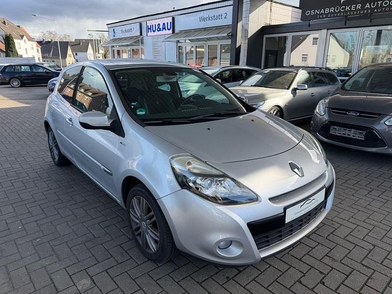 Gebraucht Renault Clio III Night&Day 111 PS (81 kW) 2011 Grau