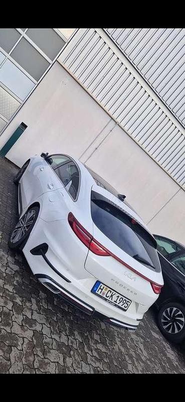Gebraucht Kia ProCeed GT-Line 159 PS (116 kW) 2024 Weiß Coupé
