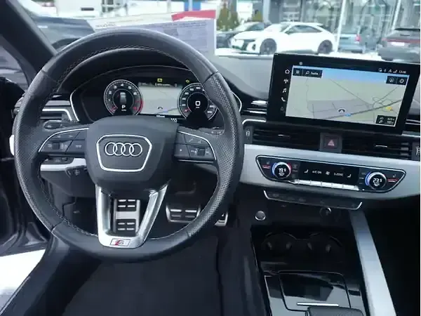 Gebraucht Audi A4 S-Line 265 PS (194 kW) 2023 Daytonagrau perleffekt Kombi